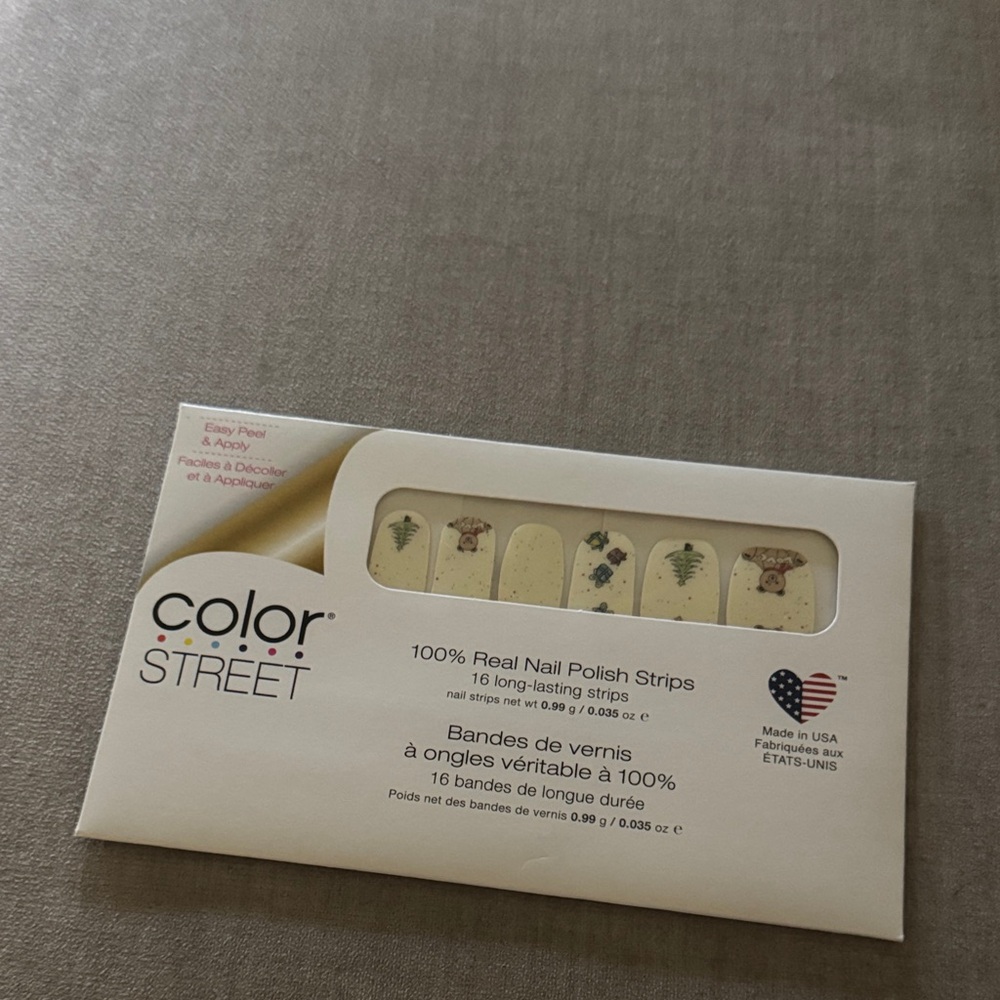 Color Street Vibrant Nail Strips Give Love